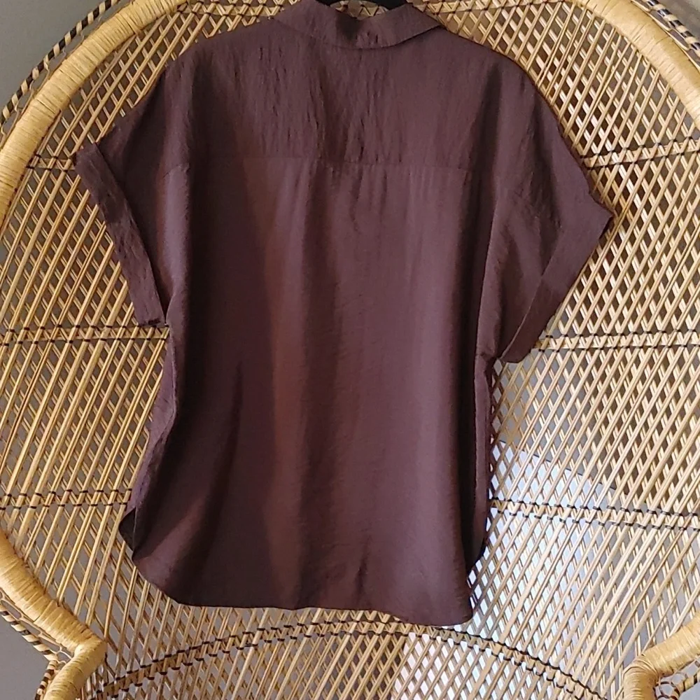 Women's Brown Notched Collar Button Down Top Size Small - Picture 6 of 12